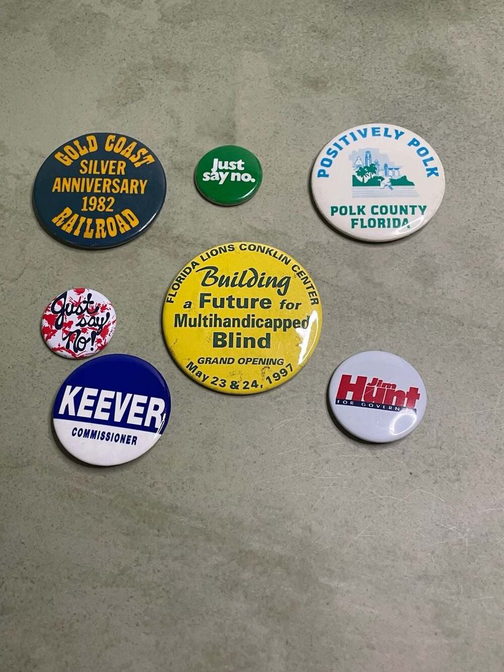 Vintage Florida Lapel Pin Collection Lot of 7 Pinback Buttons Souvenirs